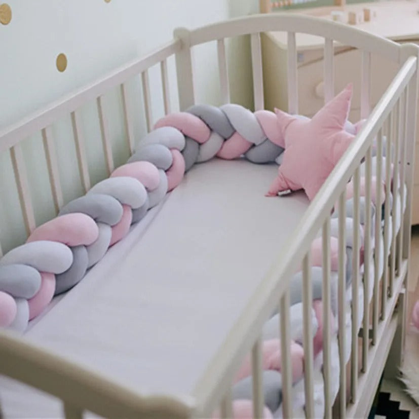 jolie tresse de lit blanc rose gris